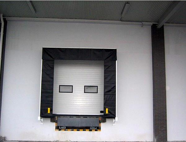 Security Dock Seals And Shelters , Good Seal Thermal Function Inflatable Dock Shelters