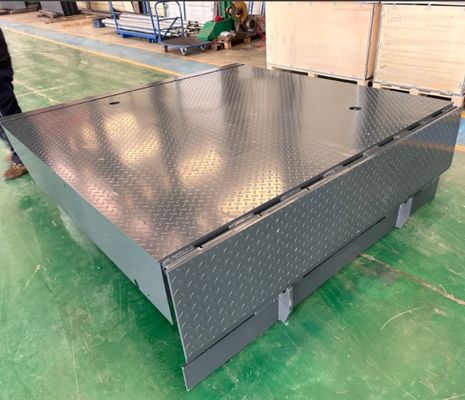 Industrial Grade Mechanical Dock Leveler Smooth Reliable Cost Effective