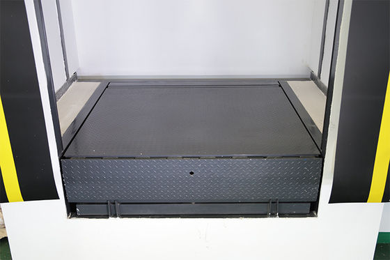 3 Phrase Hydraulic Dock Ramp Common Eco - Friendly For Heavy Lifting
