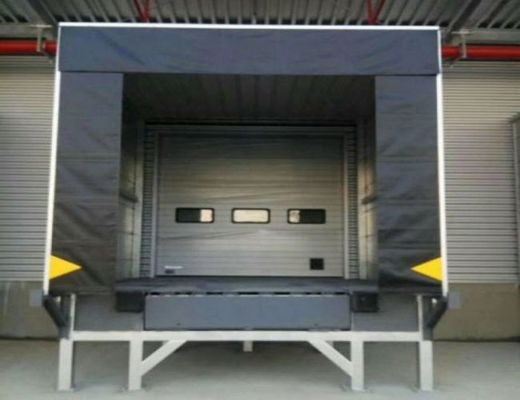 Parcel Polyester Fabric Dock Seals and Shelters , Yellow Stripes for Loading and Unloading Area