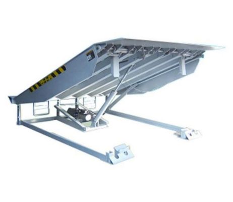 Grey, Green Logistics Safety Hydraulic Dock Leveler AC 380V Power Supply