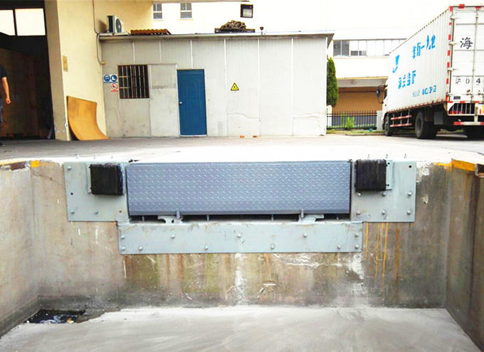 High Efficiency Hydraulic Industrial Dock Leveler WIth Push Button